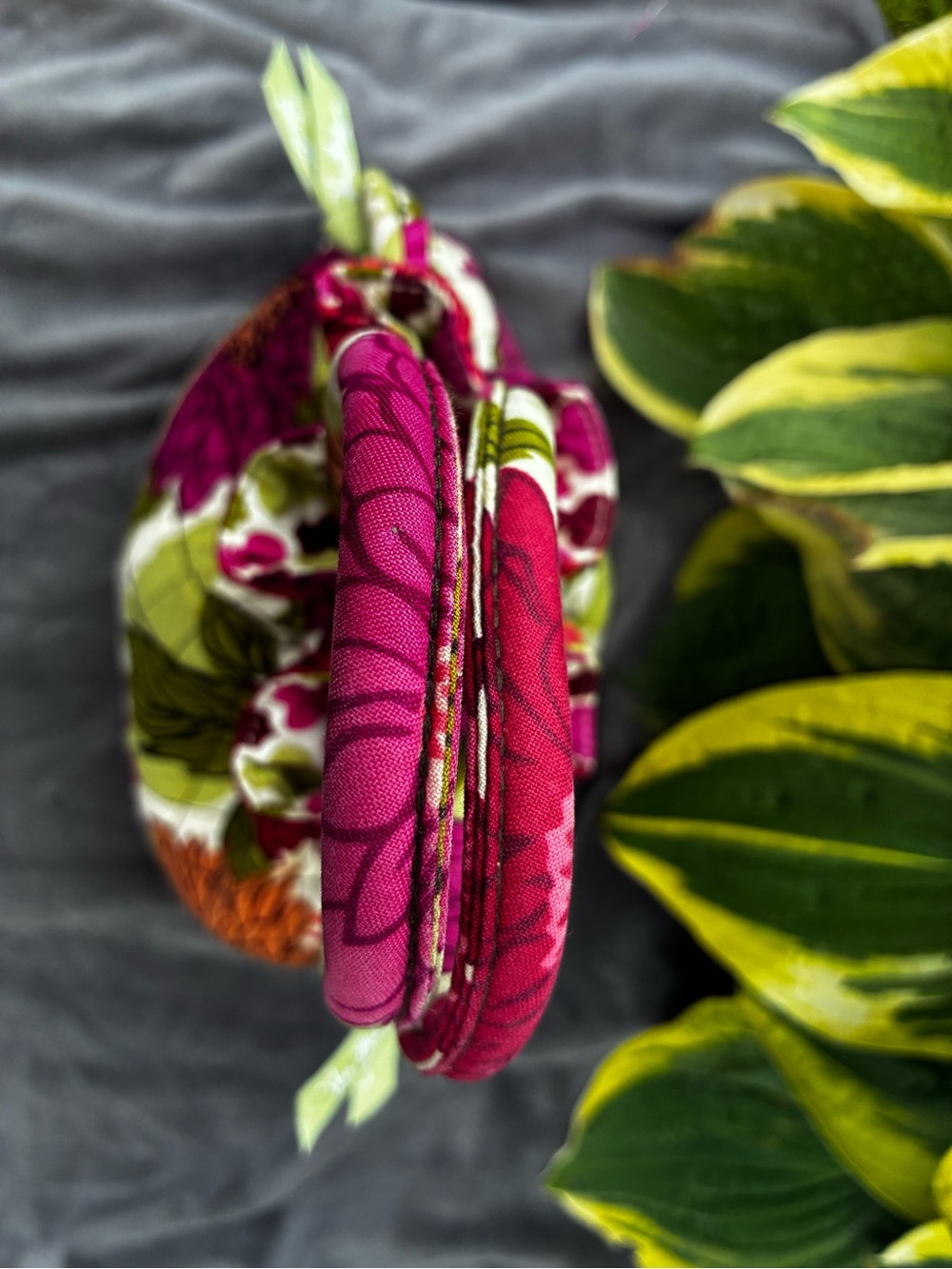Women’s Vera BradleySatchel. Quilted Floral Tote Bag in Magenta and Green - Picture 11 of 11